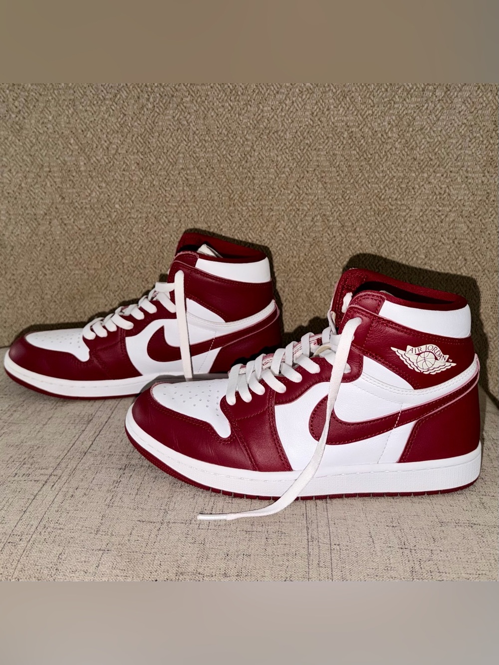 Air Jordan 1 Retro High OG 'Artisanal Red' Men’s size 9